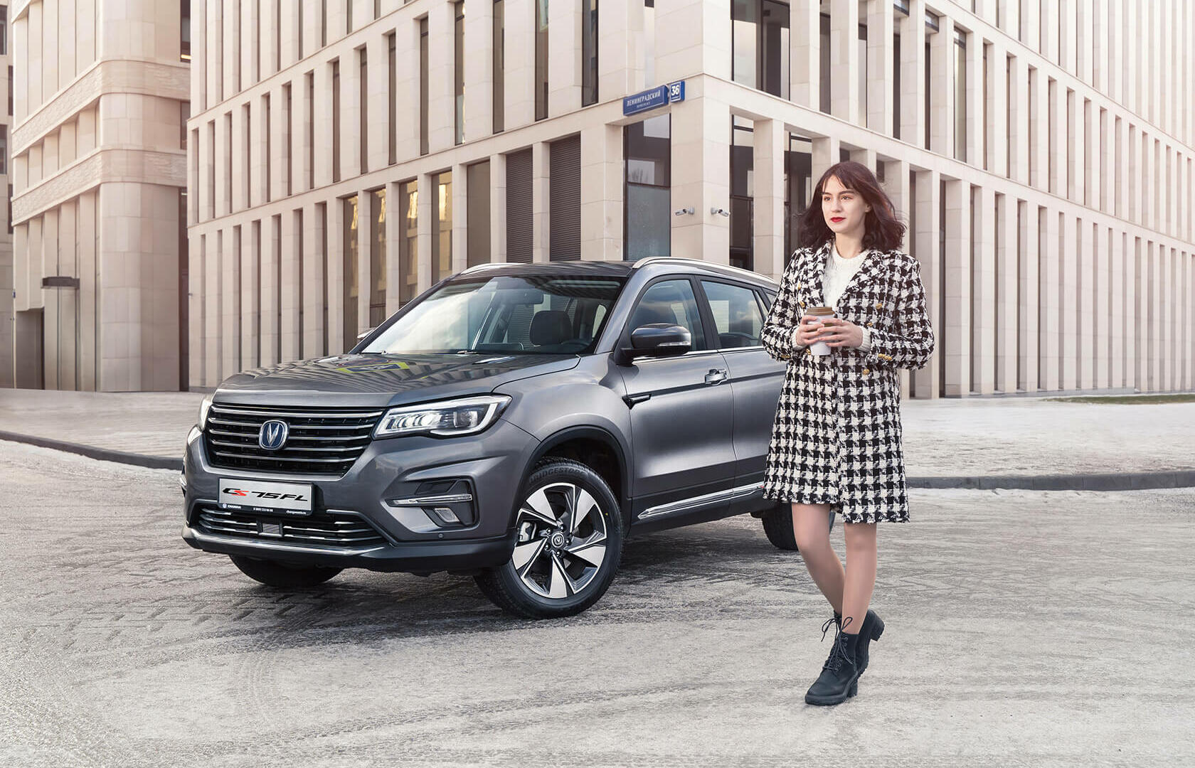 /img/cars/1637050085-exterior_changan_CS75FL_9.jpg