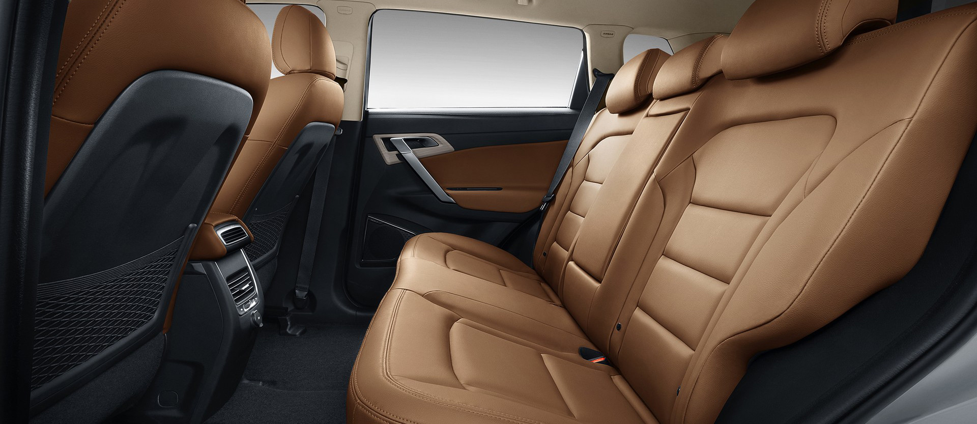 /img/cars/1637050929-interior_geely_Atlas_7.jpg