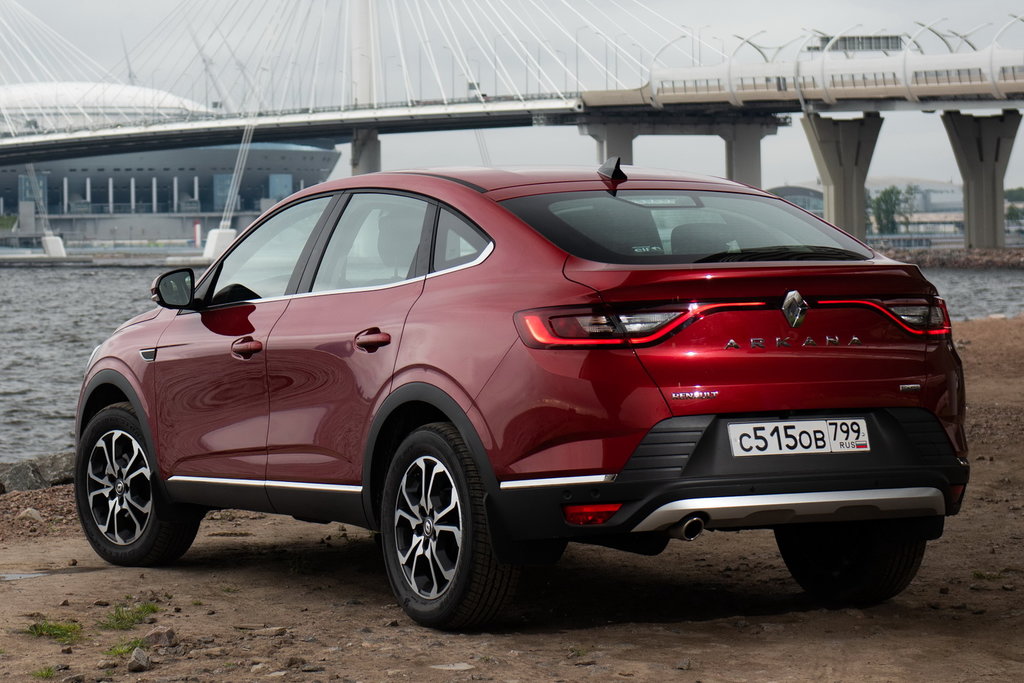 /img/cars/1637052910-exterior_renault_Arkana_19.jpg