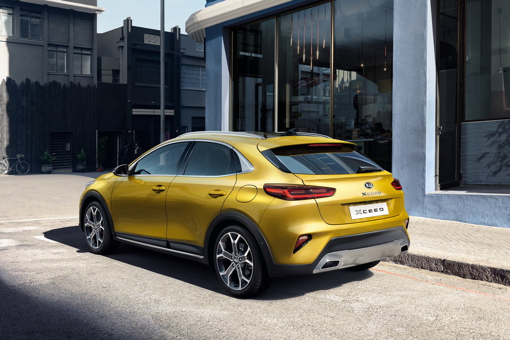 /img/cars/1667998661-kia_xceed_935618.jpg