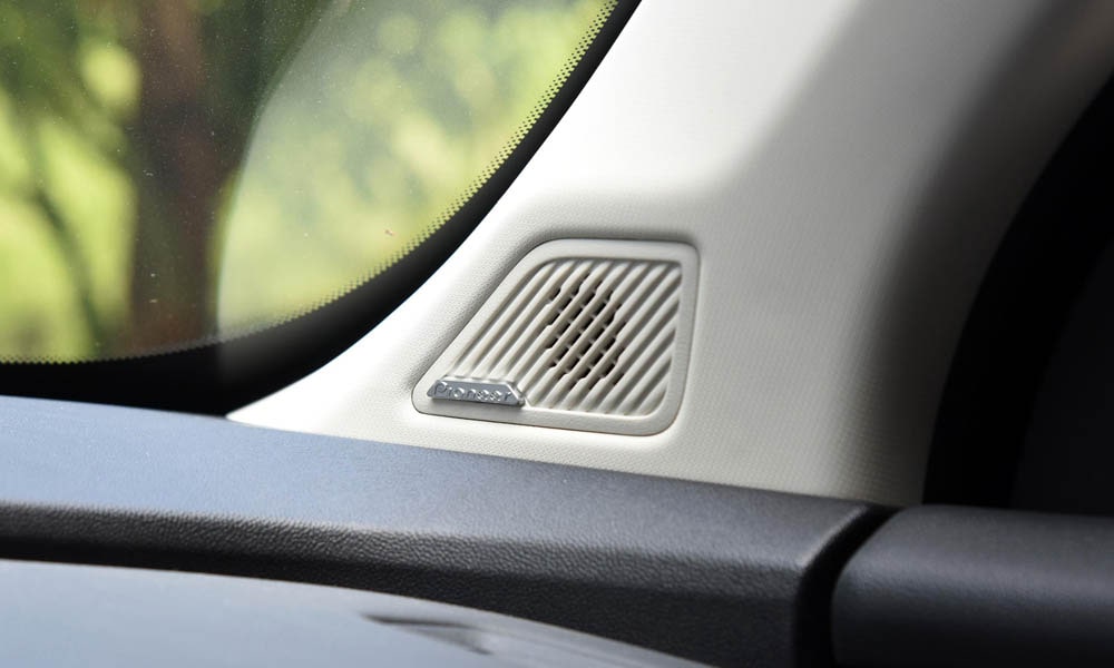 /img/cars/1670826992-cs55-plus-1-47.jpg