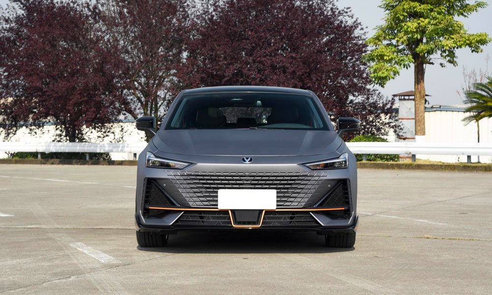 /img/cars/1674547145-uni-v-7.jpg