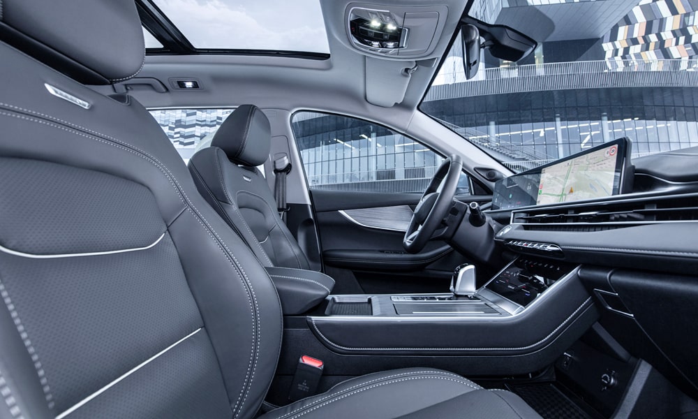 /img/cars/1676213447-tiggo-7-pro-max-1-14.jpg