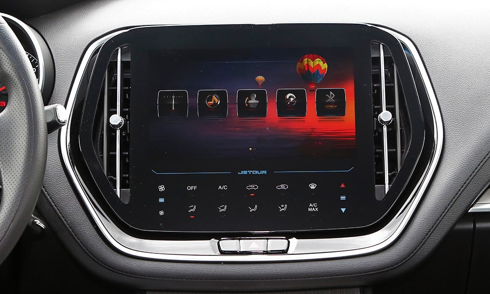 /img/cars/1679921194-x70-20.jpg