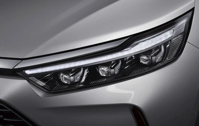 /img/cars/215a2c60-18d9-4951-8350-0e58905fa37a.webp